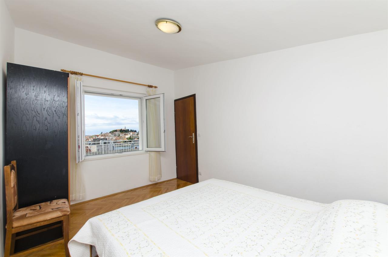 Apartment Josipa Primošten Екстериор снимка