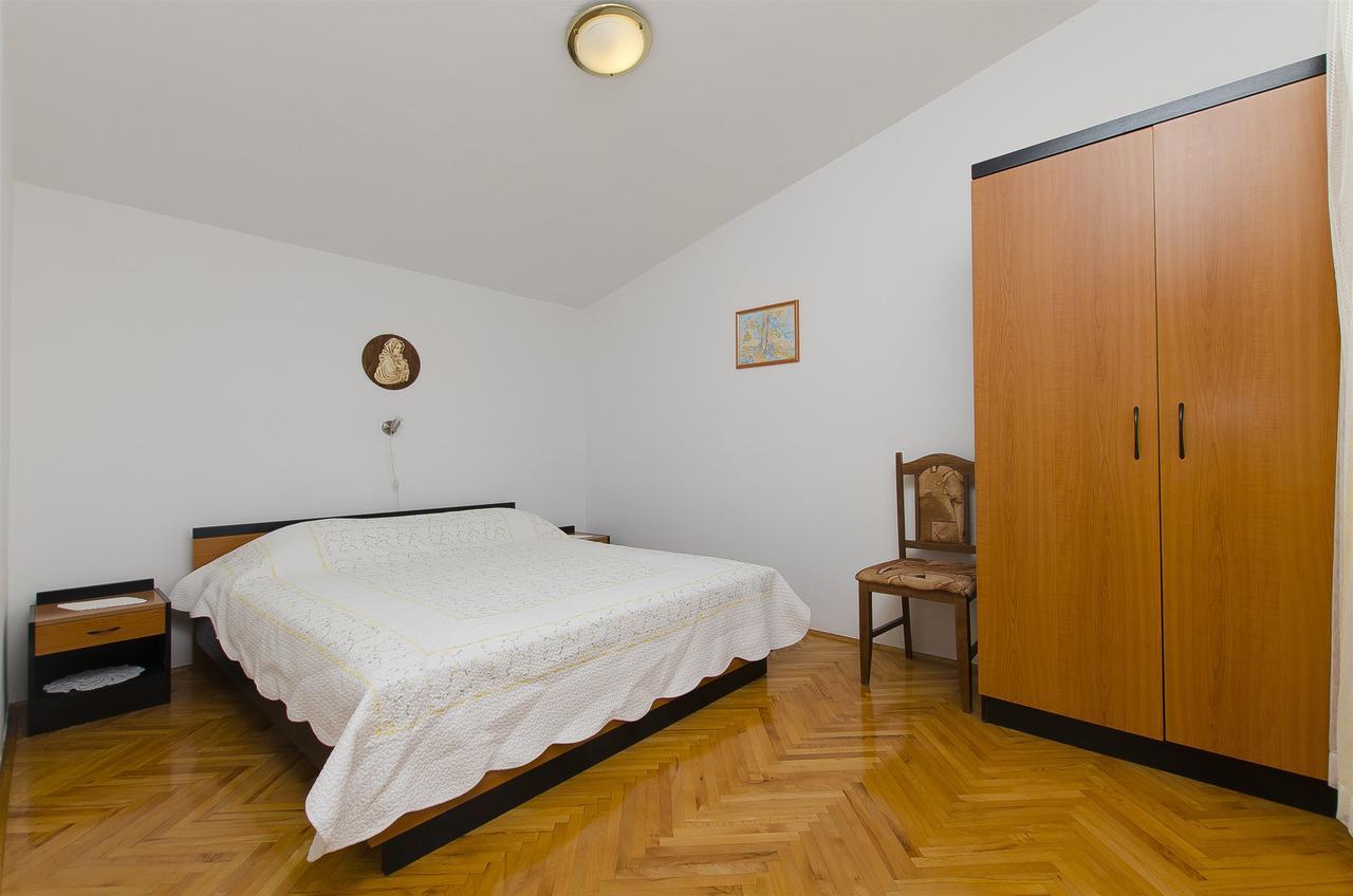 Apartment Josipa Primošten Екстериор снимка