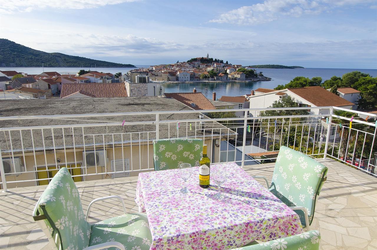 Apartment Josipa Primošten Екстериор снимка
